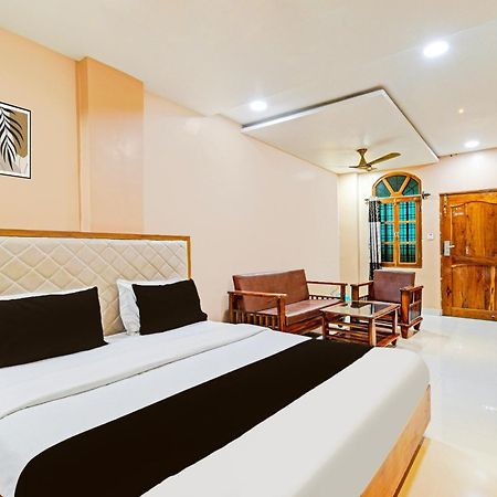 Super Townhouse Mancherial Mancherāl Dış mekan fotoğraf