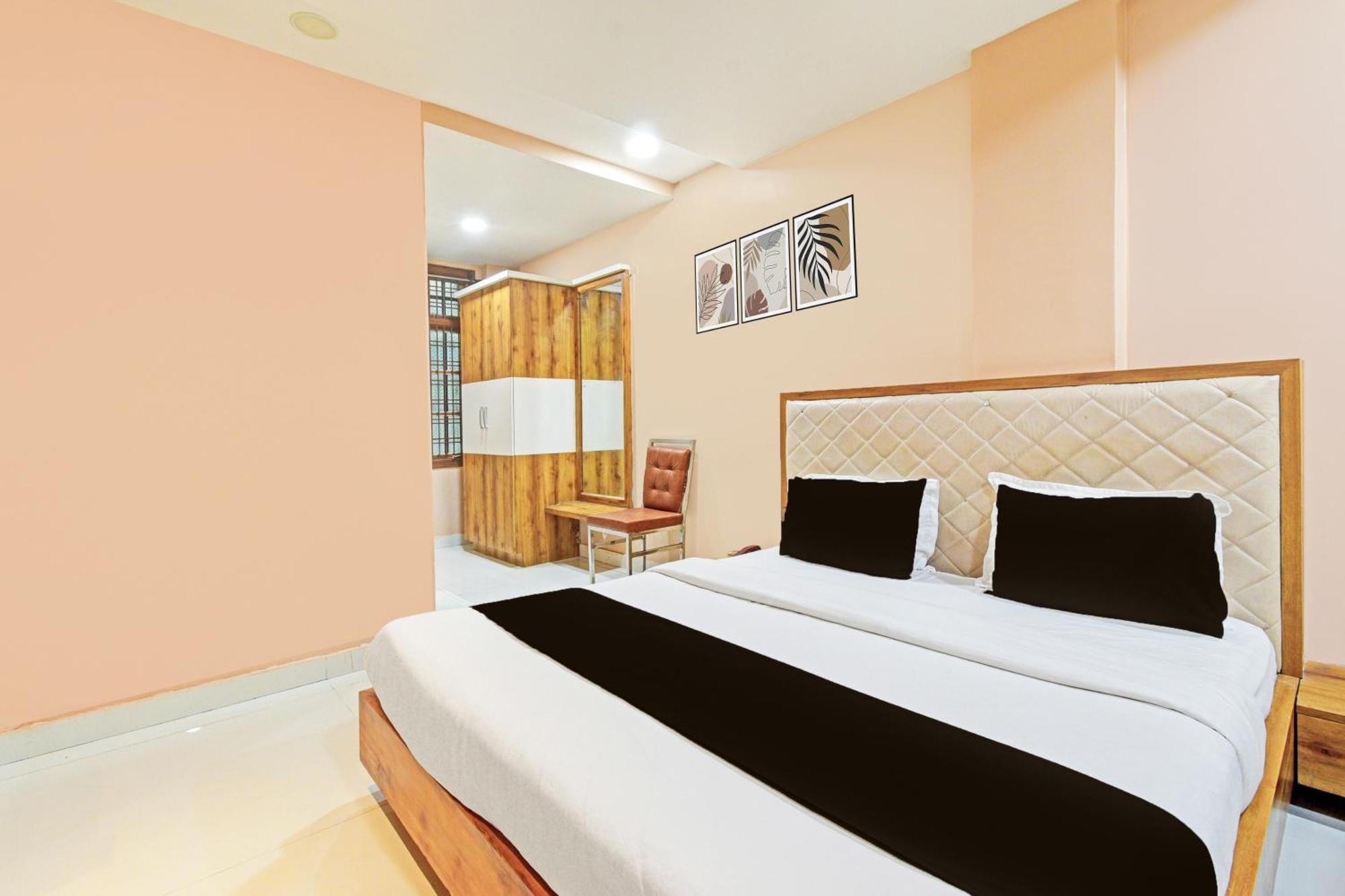 Super Townhouse Mancherial Mancherāl Dış mekan fotoğraf