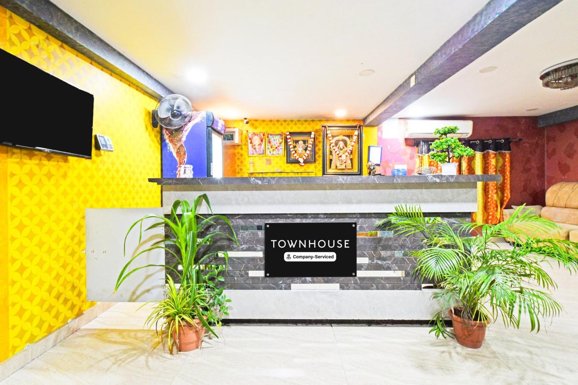 Super Townhouse Mancherial Mancherāl Dış mekan fotoğraf