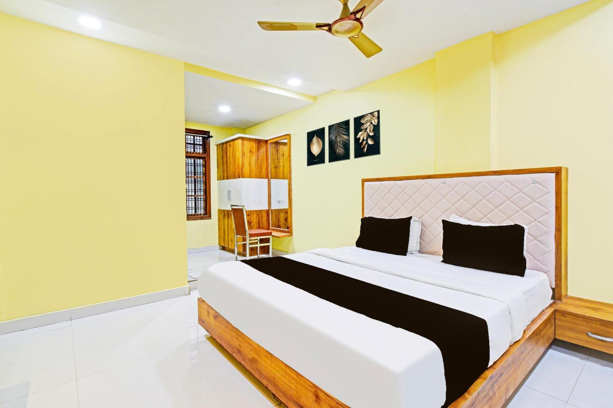 Super Townhouse Mancherial Mancherāl Dış mekan fotoğraf