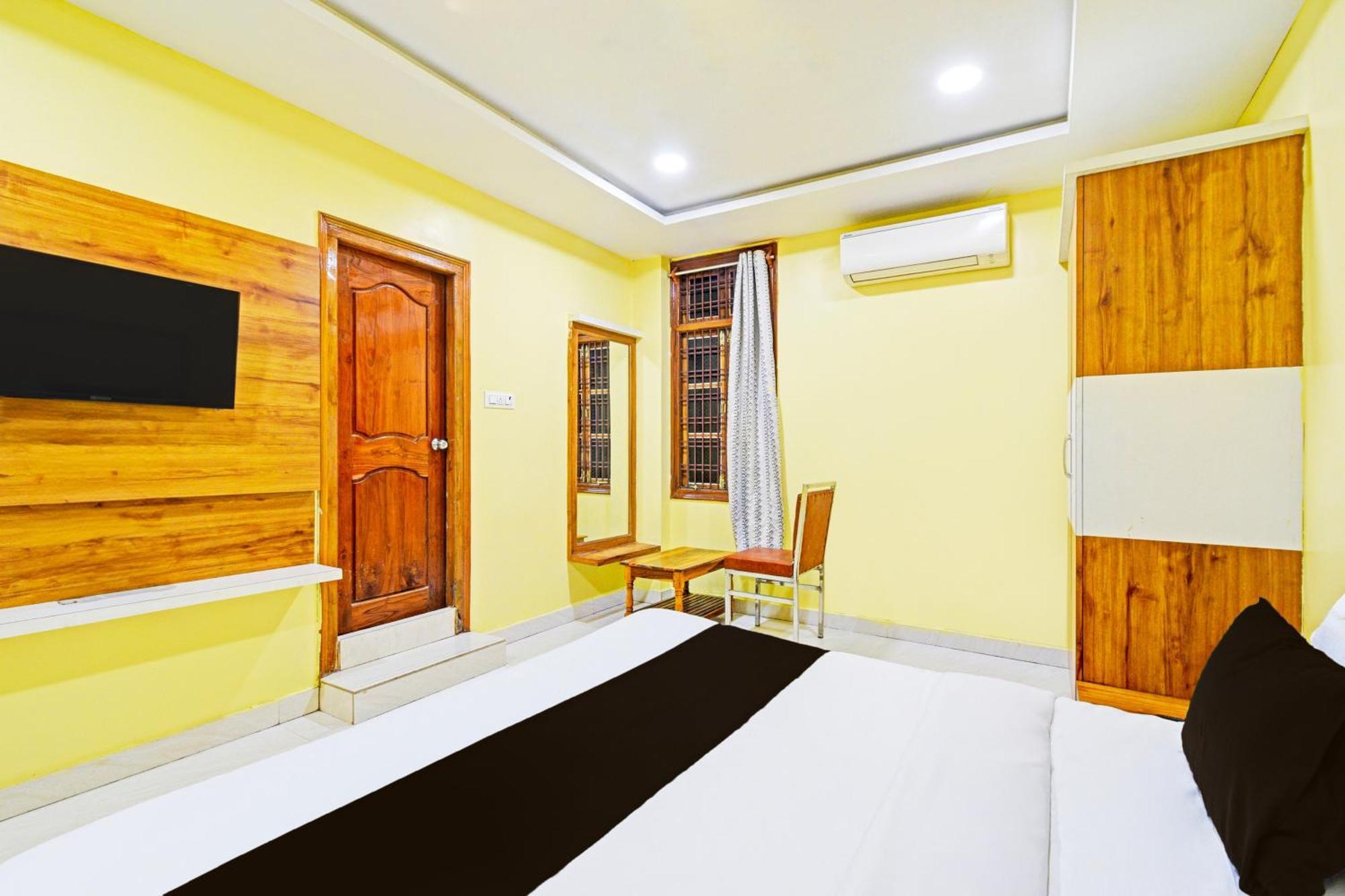 Super Townhouse Mancherial Mancherāl Dış mekan fotoğraf
