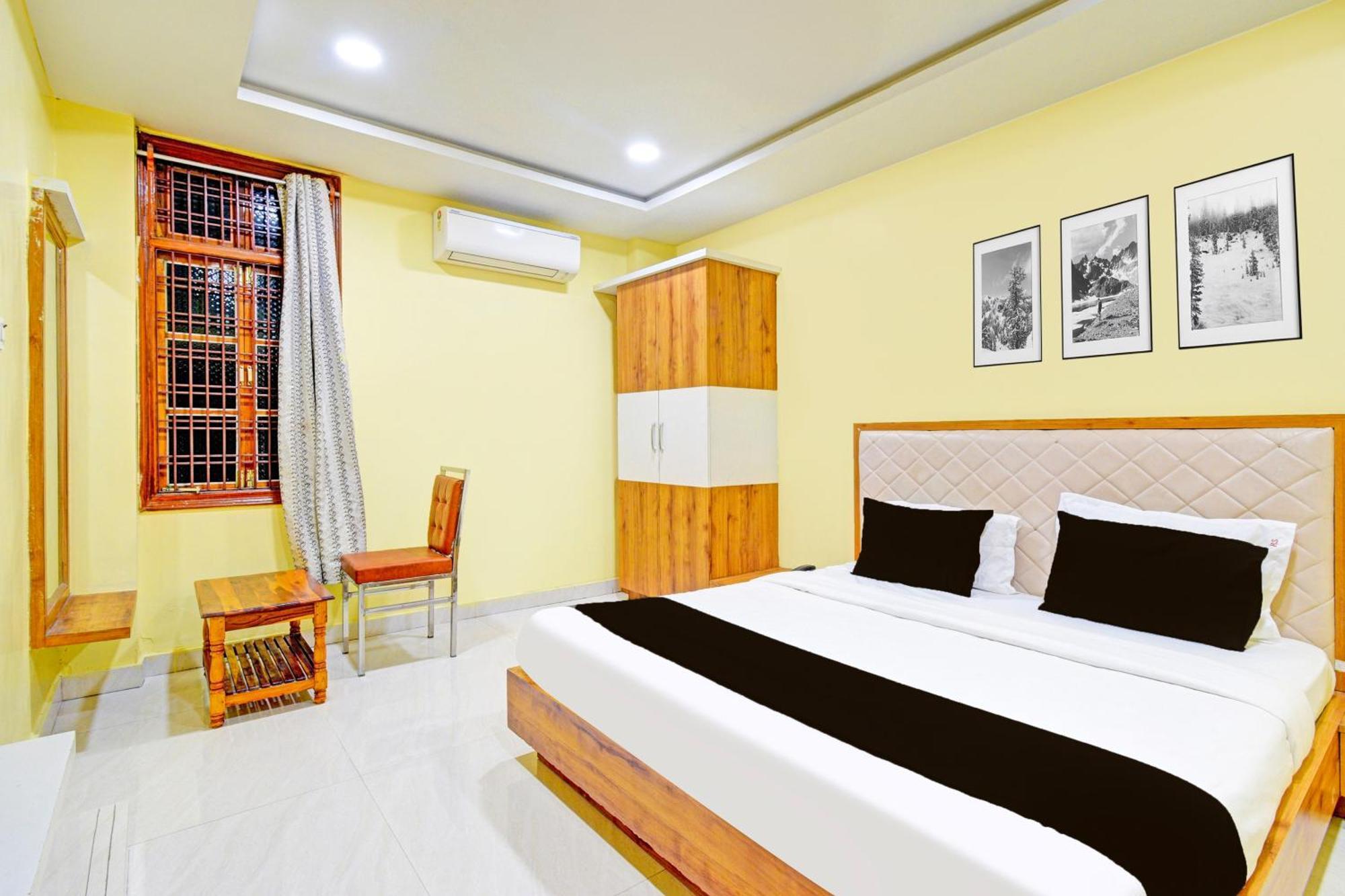 Super Townhouse Mancherial Mancherāl Dış mekan fotoğraf